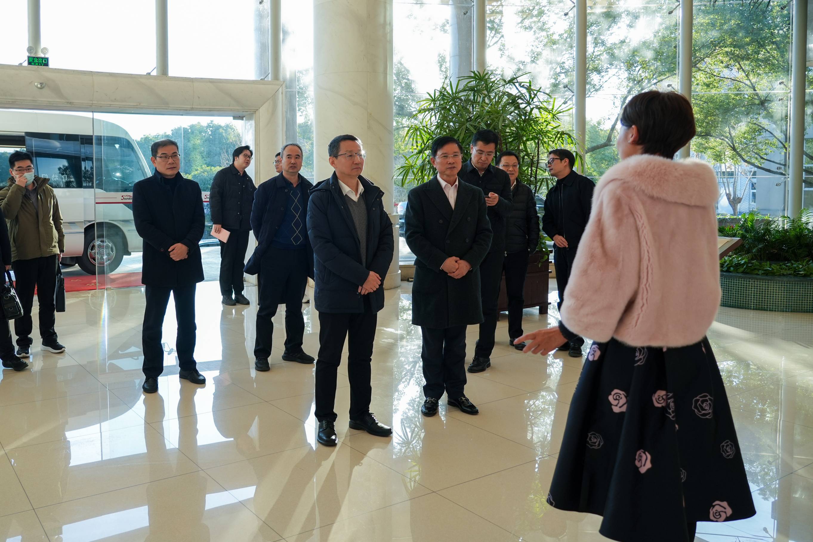 寧波市黨政領(lǐng)導(dǎo)一行赴音王集團(tuán)考察調(diào)研，共鑄科技文化融合發(fā)展