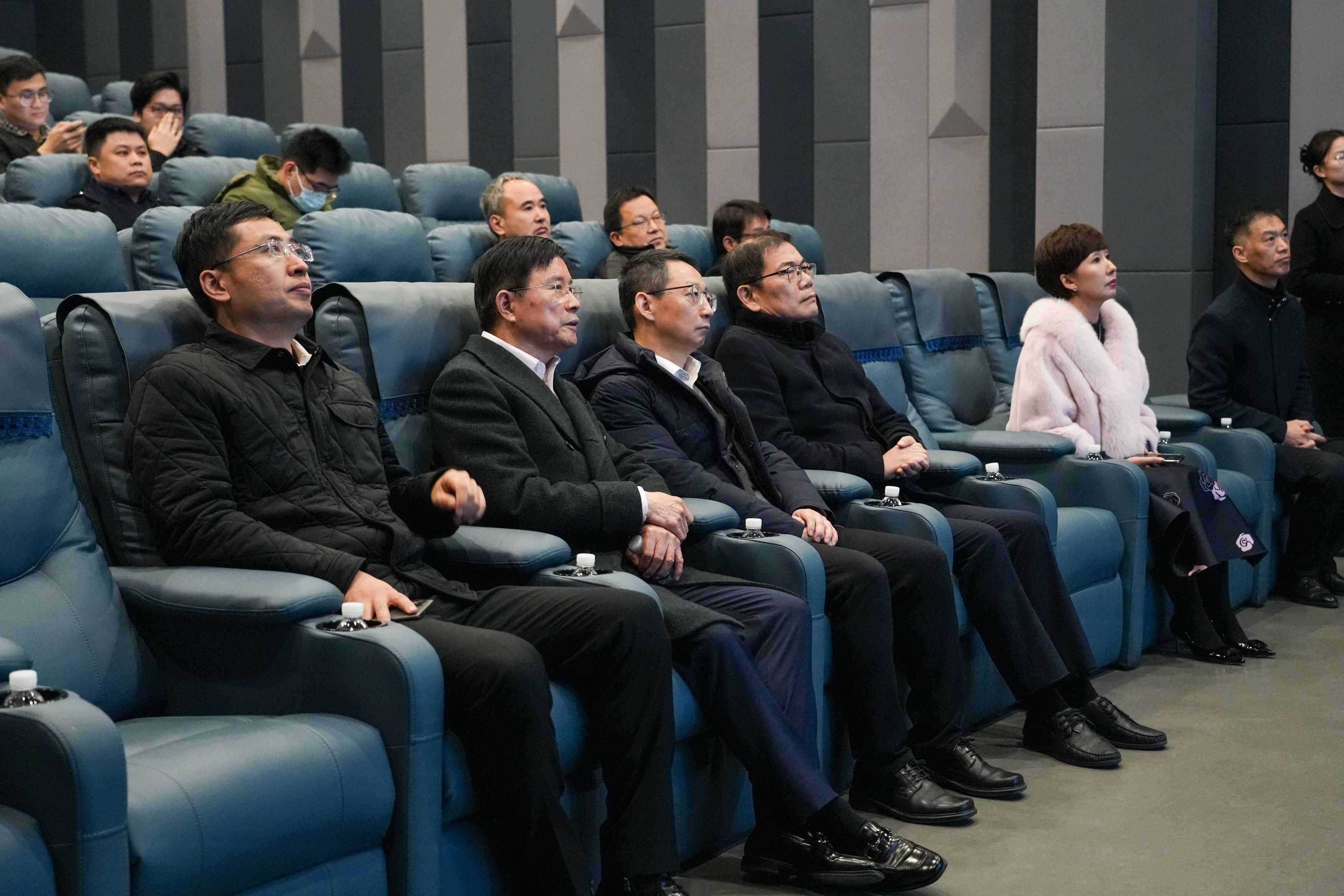 寧波市黨政領(lǐng)導(dǎo)一行赴音王集團(tuán)考察調(diào)研，共鑄科技文化融合發(fā)展